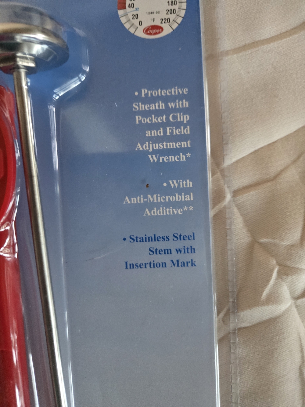 Red Instant Read Thermometer - Fast Accurate Readings - Picture 3 of 5